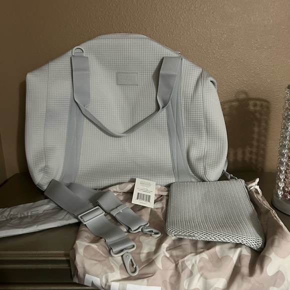 Dagne Dover Handbags - Dagne Dover Landon Carryall Neoprene XL in Fog